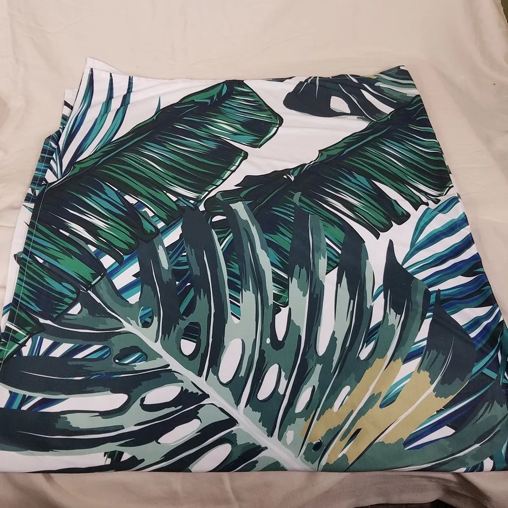 Tropical Palm Leaf Tablecloth 58x100 White Green Excellent Nylon Rectangular